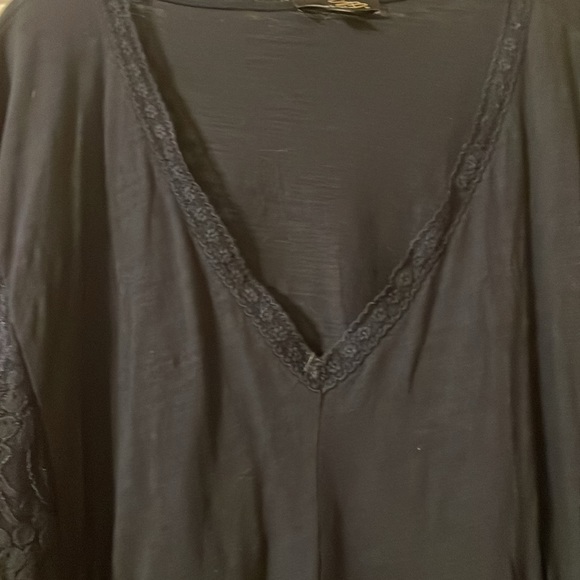 Suzanne Betro Cotton and Lace v-neck Dress - Picture 4 of 7